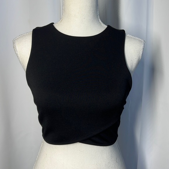 Express Crop Top - Picture 1 of 6